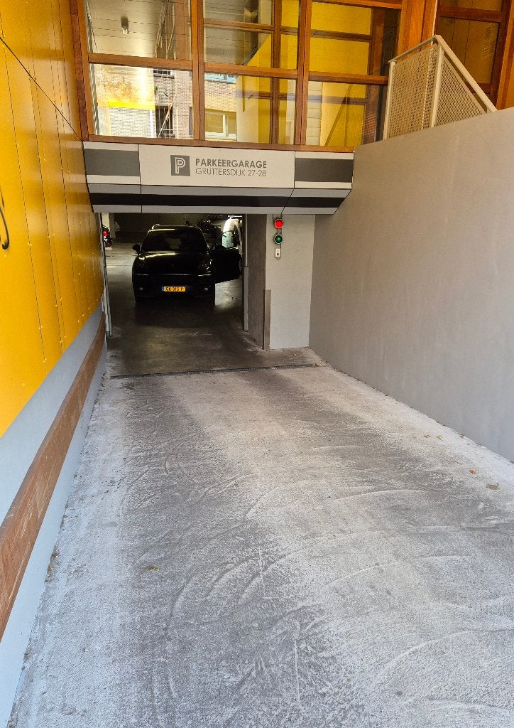 Overdekte parkeerplaats te huur Utrecht centrum, Utrecht