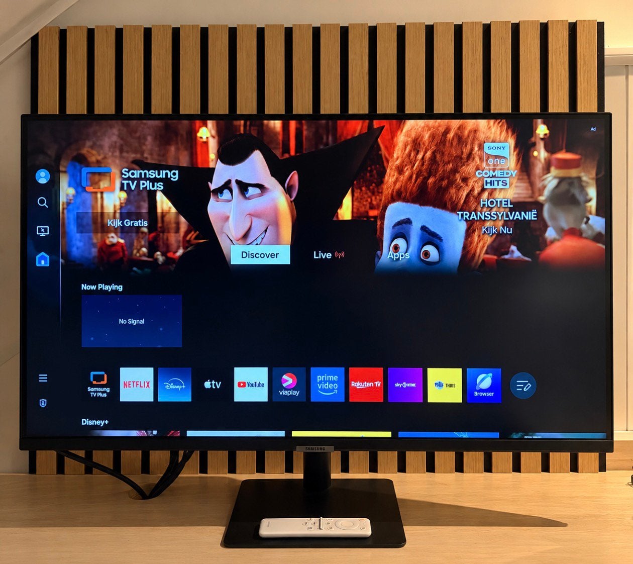 Samsung M7 Smart Monitor
