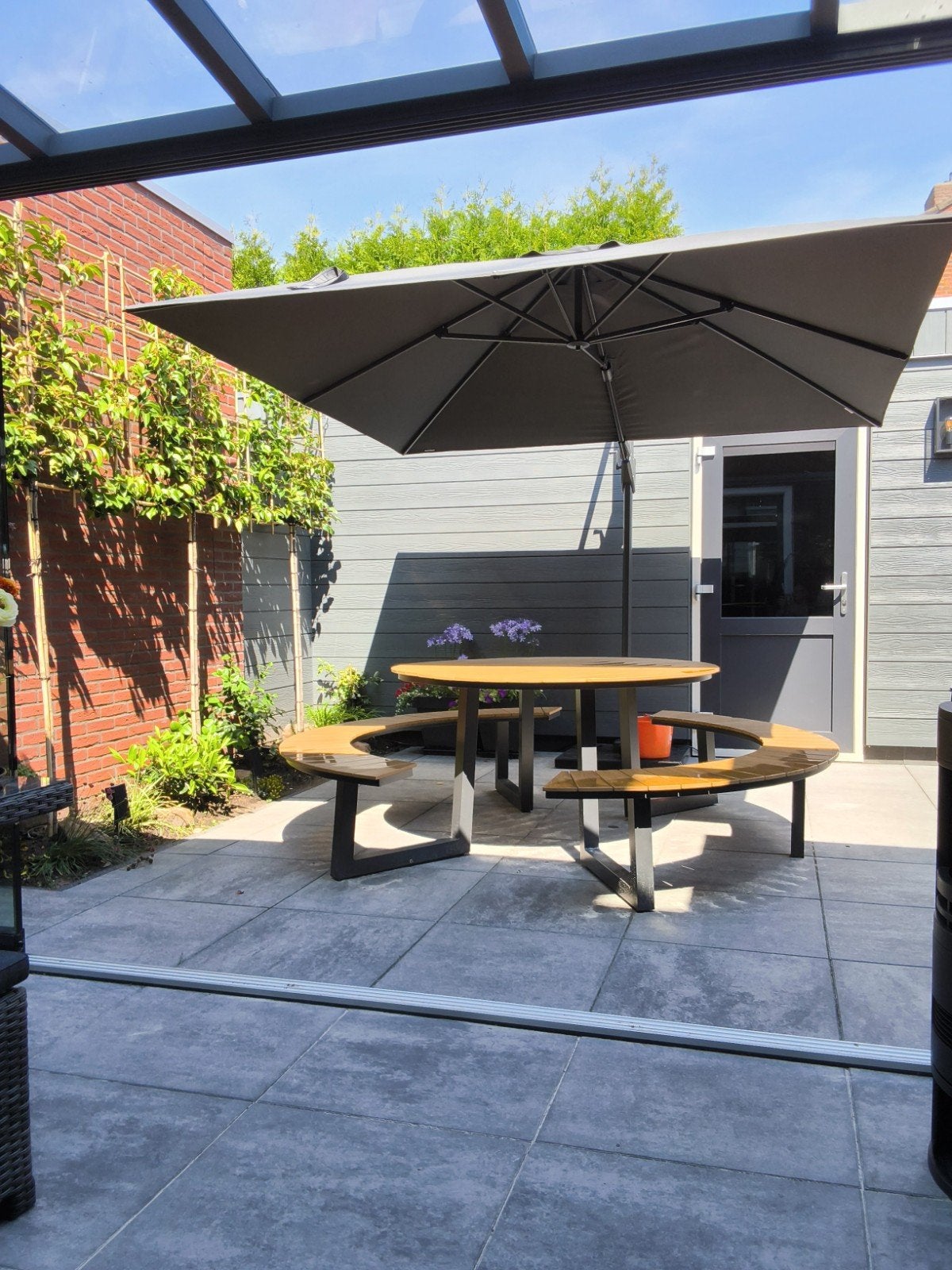 Moderne ronde picknicktafel Lesli Living type Arezzo, Tuin en Terras, Picknicktafels, Ophalen, Zo goed als nieuw, Rond, Overige materialen