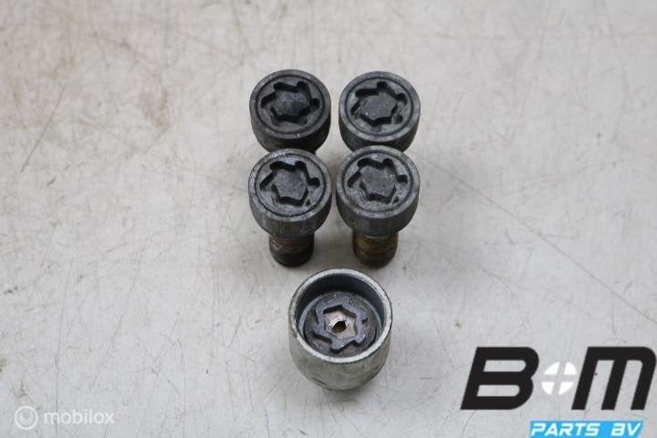 Set slotbouten VW Golf 7 1K0698139, Auto-onderdelen, Banden en Velgen, Gebruikt, Band(en)