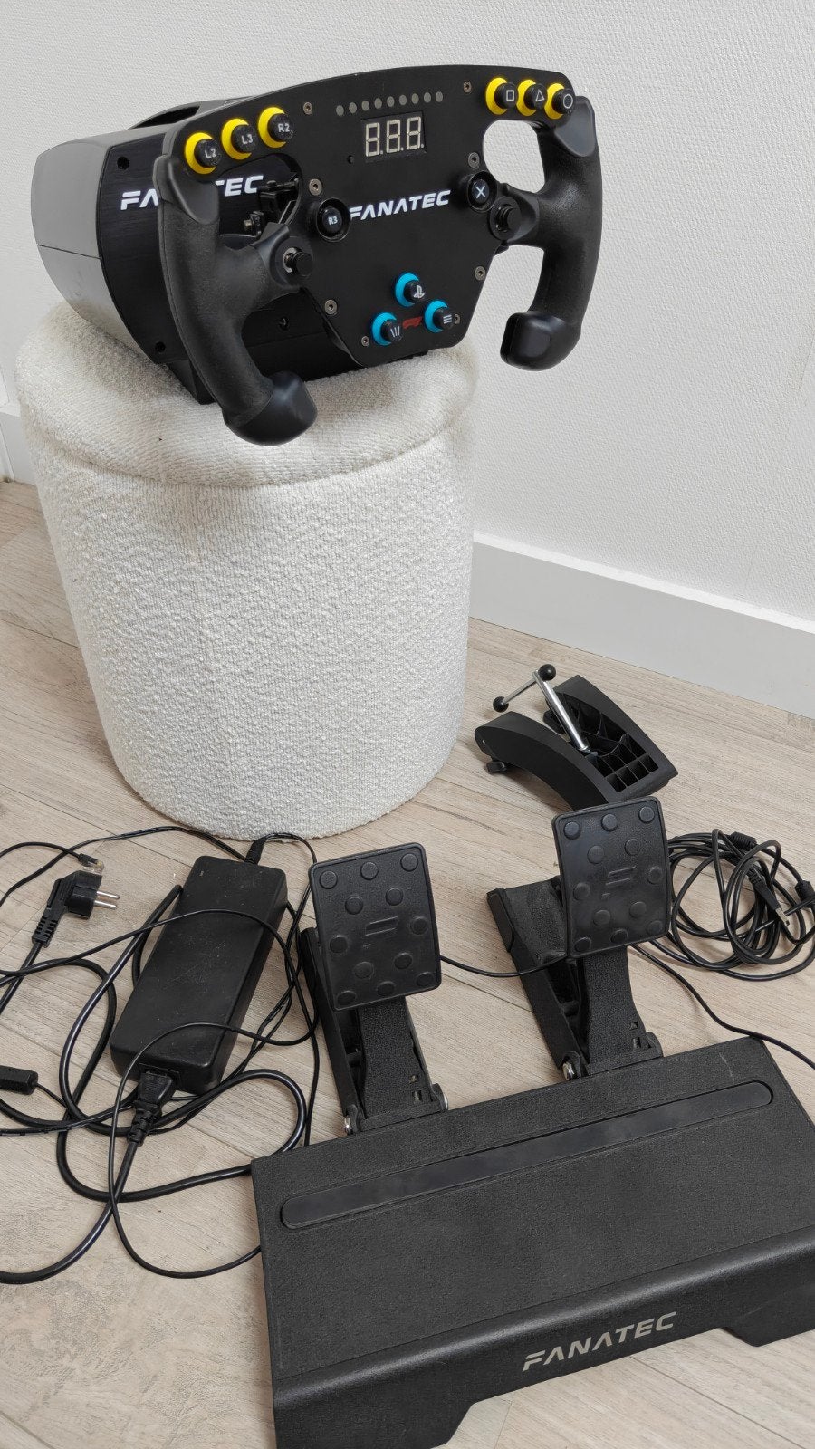 Fanatec CSL Elite PS4/PS5/PC + F1-stuur + Elite pedalen, Spelcomputers en Games, Gebruikt, 1 speler, Racen en Vliegen, Virtual Reality