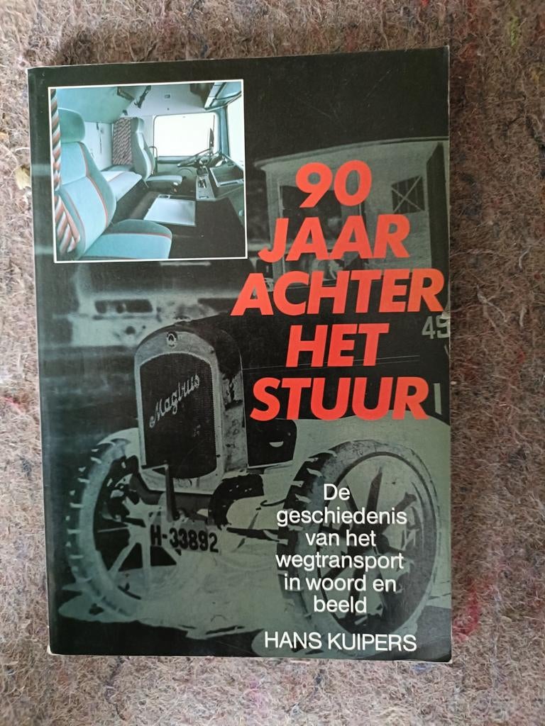 90 jaar achter het stuur, Ophalen of Verzenden, Zo goed als nieuw