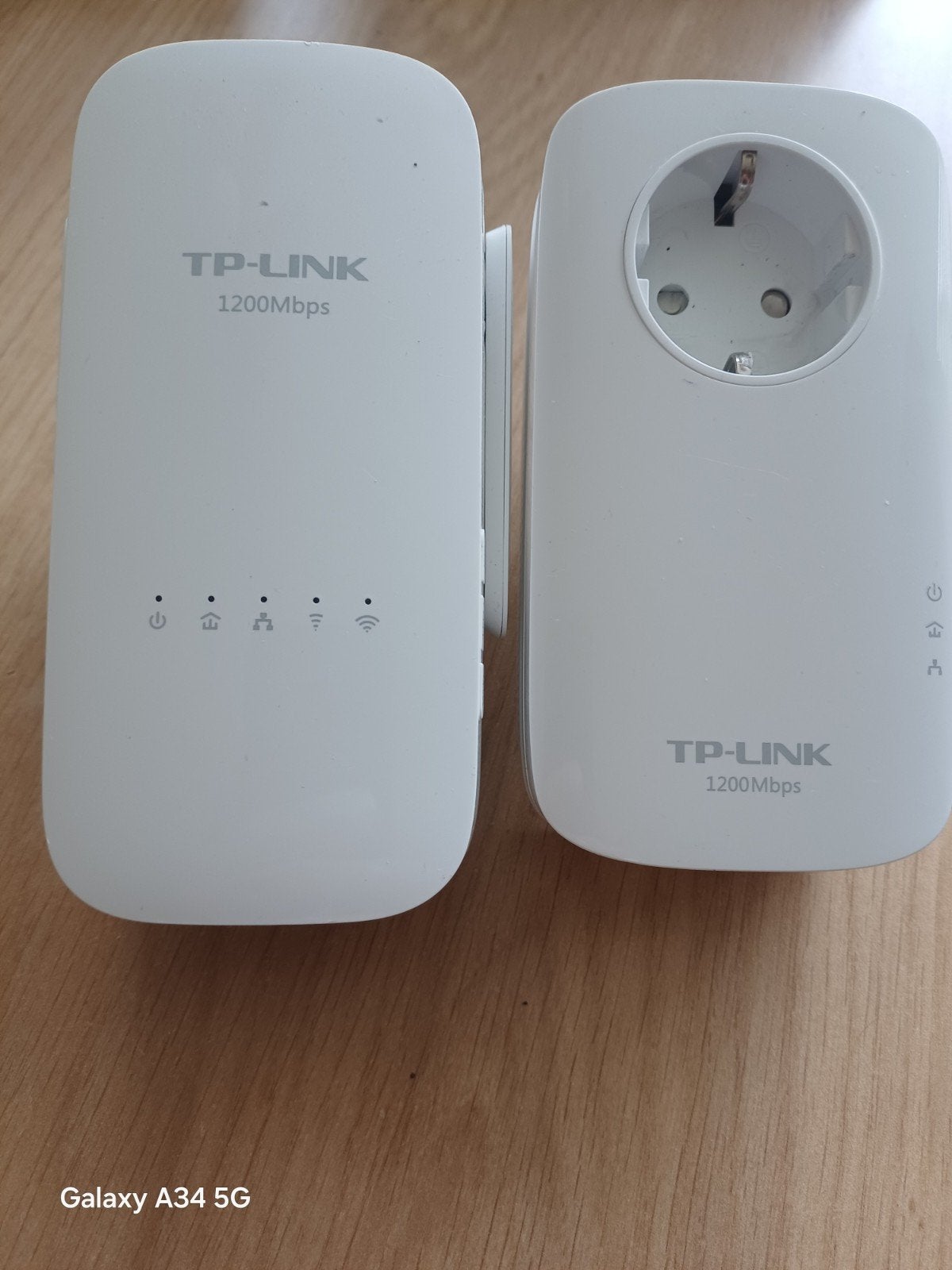 TP-Link Powerline Adapter Kit AV1200 Gigabit Wi-Fi Extender, Computers en Software, Powerlines, Ophalen of Verzenden, Zo goed als nieuw