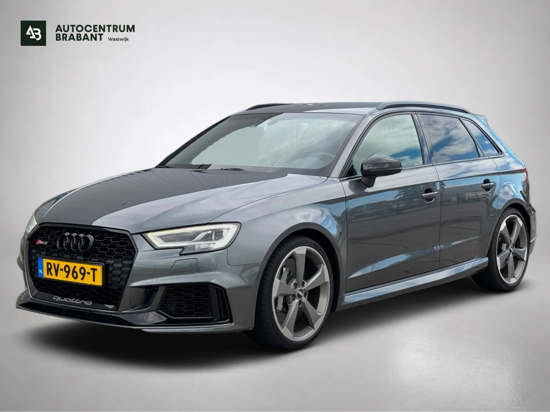 Audi A3 Sportback 2.5 TFSI RS 3 quattro (FACE-LIFT, Perfect, Automaat, Gebruikt, RS3, Vierwielaandrijving