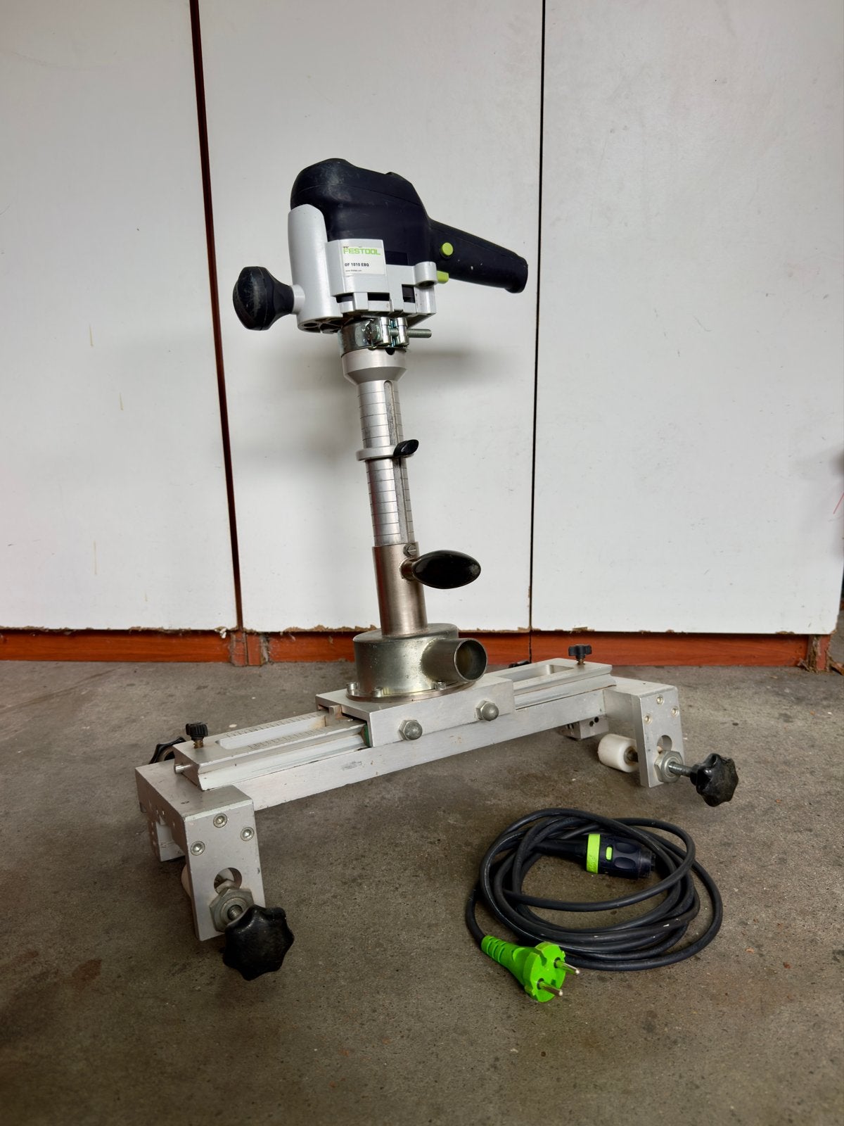 Slotkast frees HMB met Festool 1010 en moedermal, Ophalen of Verzenden, Gebruikt, Elektrisch, Bovenfrees