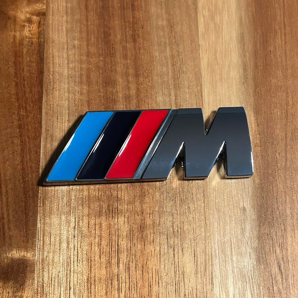Bmw M logo Achterklep/Kofferbak. Chroom 73&82mm. Nieuw!, Auto diversen, Tuning en Styling, Ophalen of Verzenden
