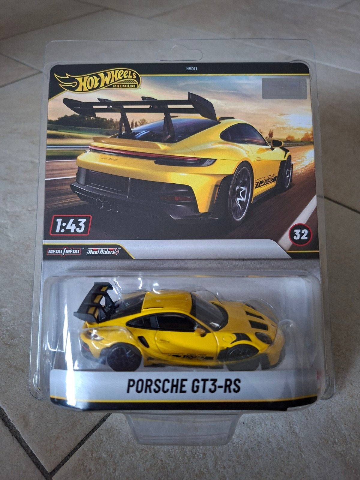 Hot Wheels Premium Porsche GT3-RS Geel 1:43, Ophalen of Verzenden, Nieuw, Auto, Overige merken
