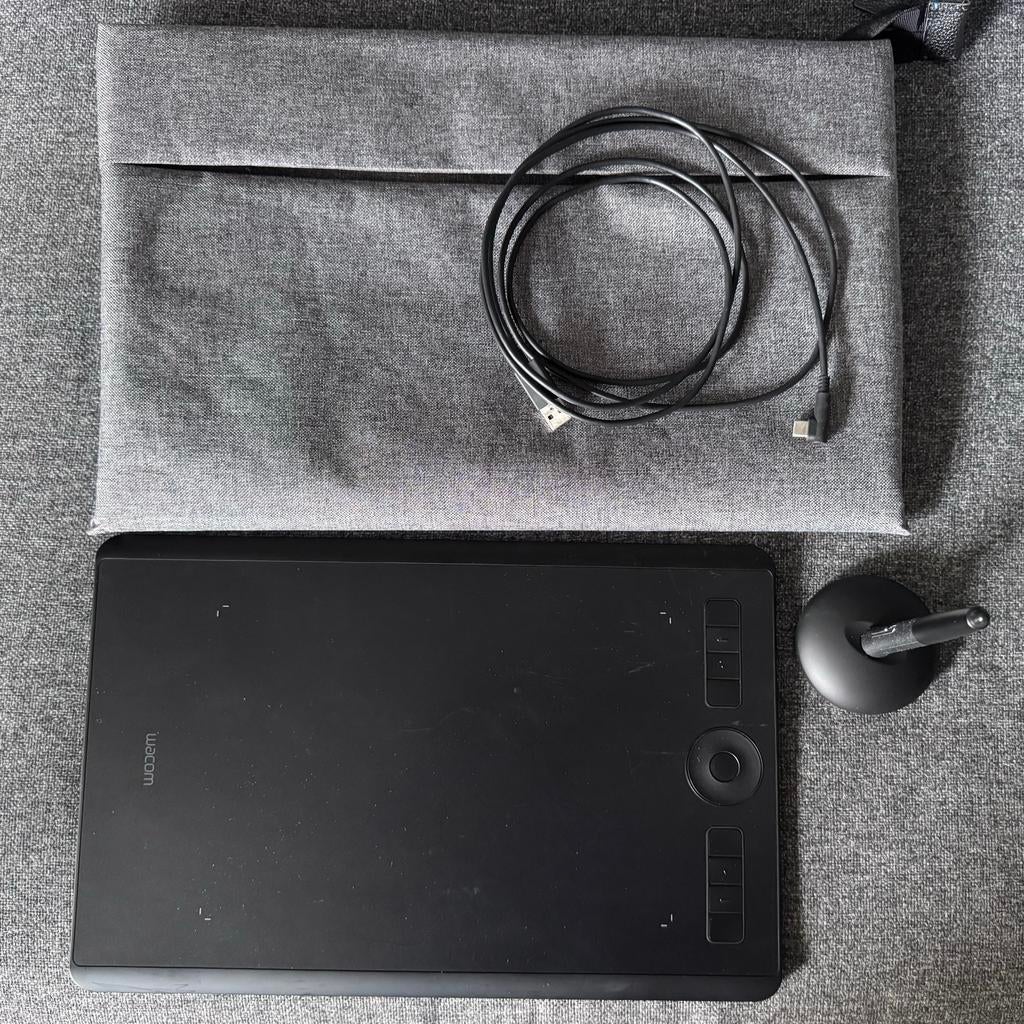 Wacom Intuos Pro tekentablet PTH-660 - Zo goed als nieuw, Computers en Software, Tekentablets, Ophalen of Verzenden, Multi-touch