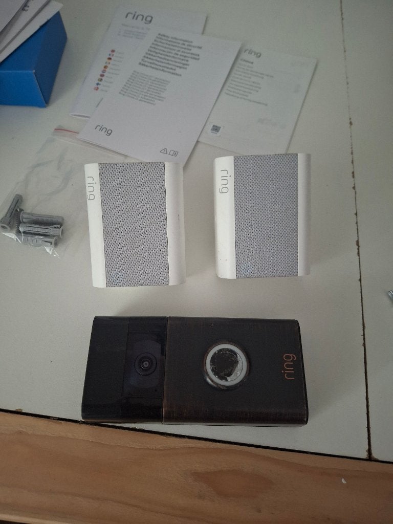 Ring Video Deurbel met 2 Chime, Huis en Inrichting, Deurbellen, Ophalen of Verzenden, Bewegingsdetectiesensor, Gebruikt, Draadloos