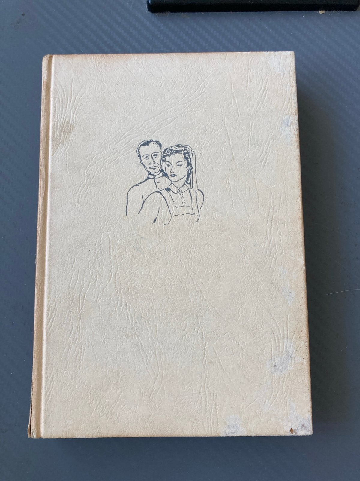 Zuster Madeleine - Mary Burchell (Doktersroman), Boeken, Ophalen of Verzenden, Gelezen