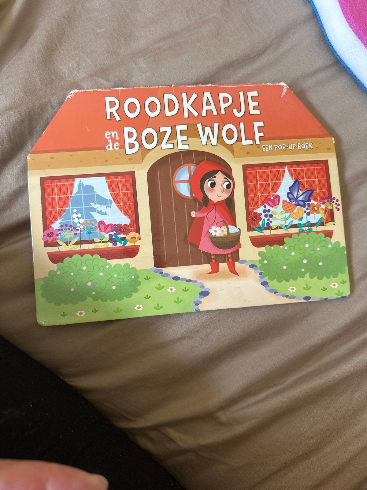 Roodkapje en de Boze Wolf Pop-up Boek, Ophalen of Verzenden, Zo goed als nieuw
