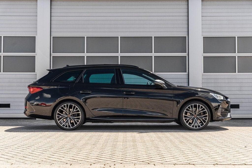 CUPRA Leon Sportstourer 1.4 e-Hybrid 245pk VZ Performance Li, Auto's, Cupra, 12 maanden, Gebruikt, 4 cilinders, Leon