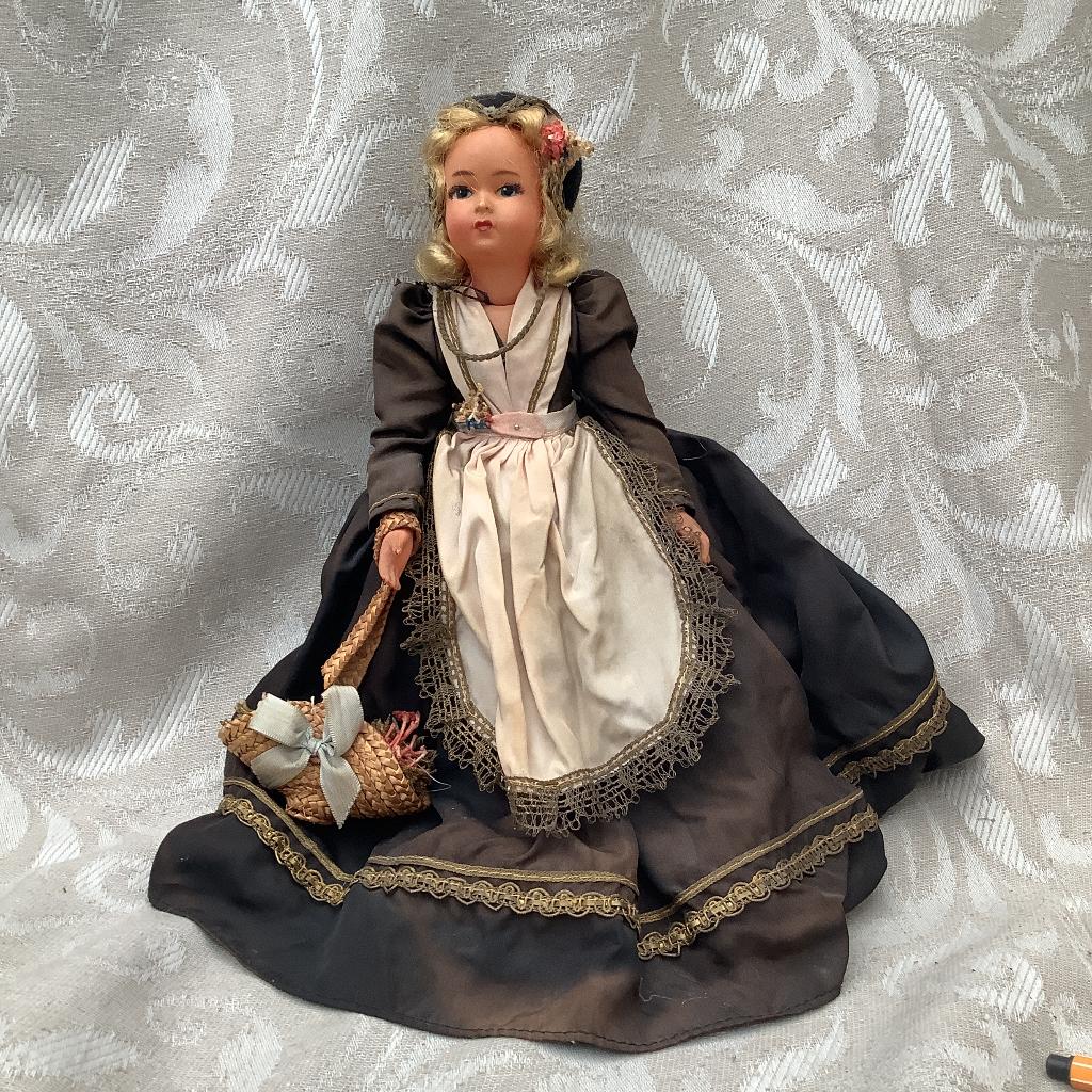 Franse vintage pop “Petticollin” Savoie 29 cm, Ophalen of Verzenden, Zo goed als nieuw, X, Pop