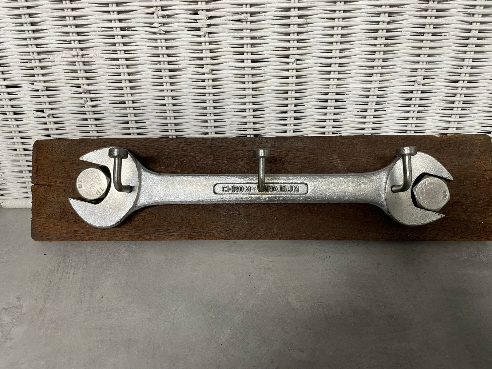 Stoere wandkapstok voor mancave - Uniek design, Huis en Inrichting, Wandkapstok, Gebruikt, Ophalen of Verzenden, Minder dan 100 cm