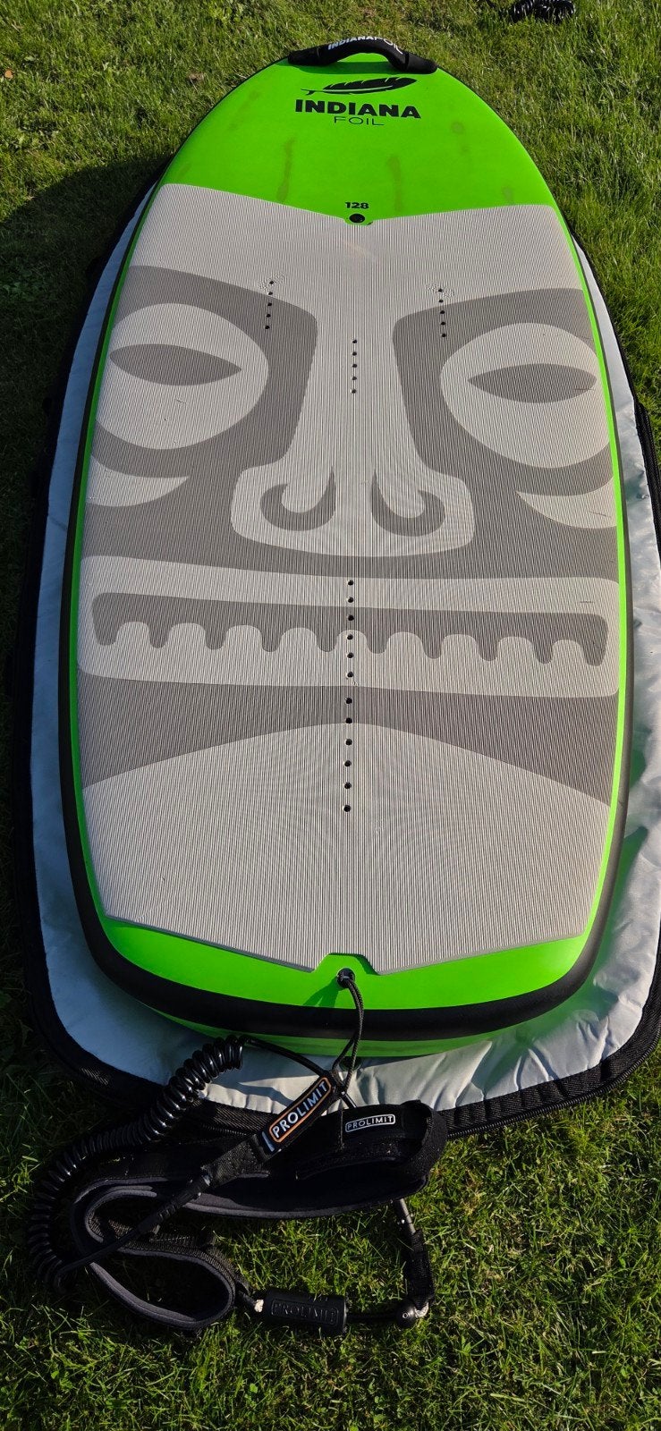 Indiana Foilboard 128L met Footstraps en Leash, Watersport en Boten, Ophalen, Gebruikt, Wingsurf-board