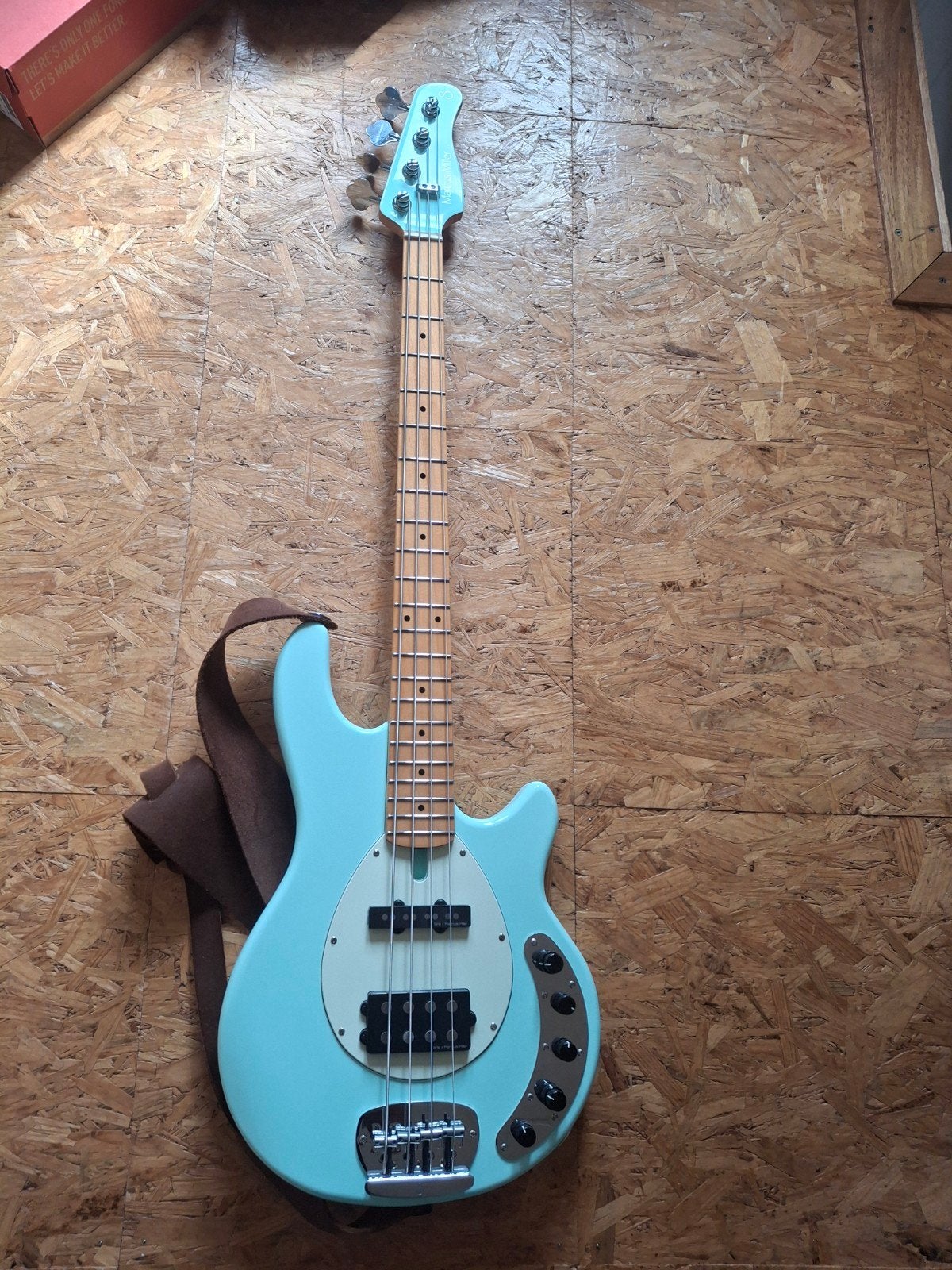 Marcus Miller Sire Z7 basgitaar - Zo goed als nieuw, Ophalen, Zo goed als nieuw, Elektrisch