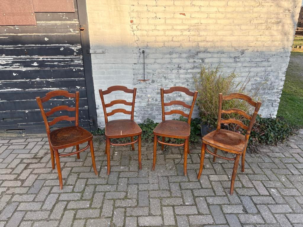 4 Brocante bistro stoeltjes - Bruin gebeitst, Ophalen