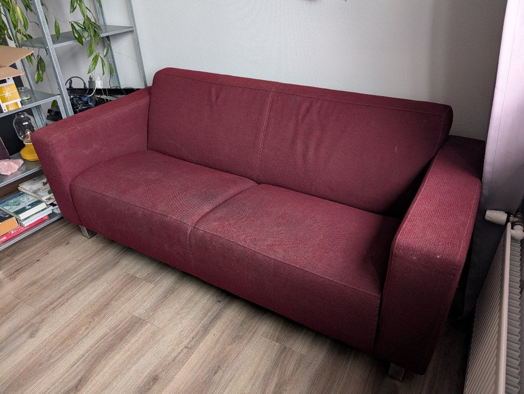 Tweepersoonsbank Montel bordeauxrood, Ophalen, Gebruikt, Tweepersoons, 75 tot 100 cm
