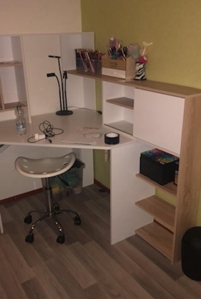 Buro bureau, Ophalen of Verzenden, Zo goed als nieuw