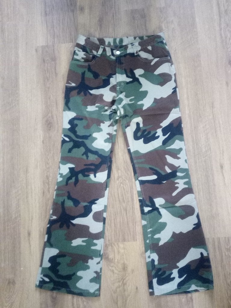 Camouflage soulbroek mt 30 (Nijmegen oost), Ophalen of Verzenden, Zo goed als nieuw, Maat 46 (S) of kleiner, Kleding