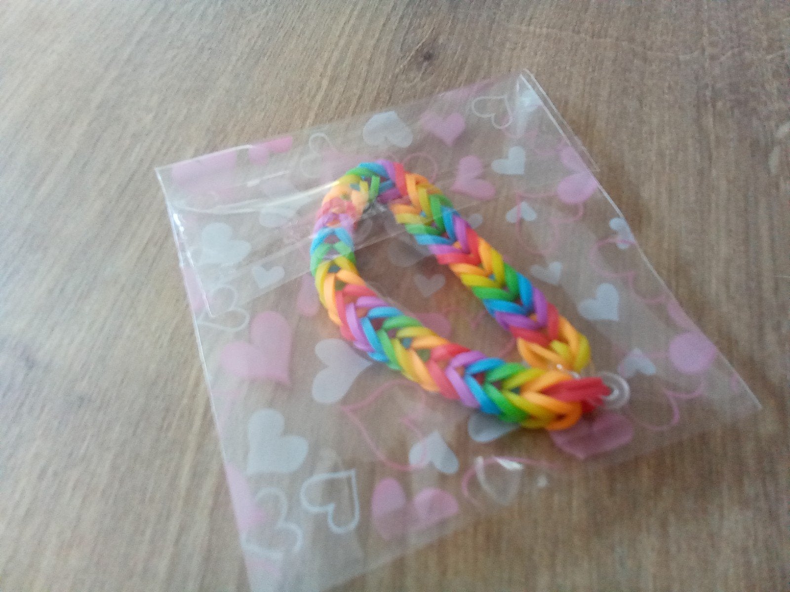 Kleurrijke Regenboog Loom Armband, Ophalen of Verzenden, Nieuw, Overige kleuren, Elastiek