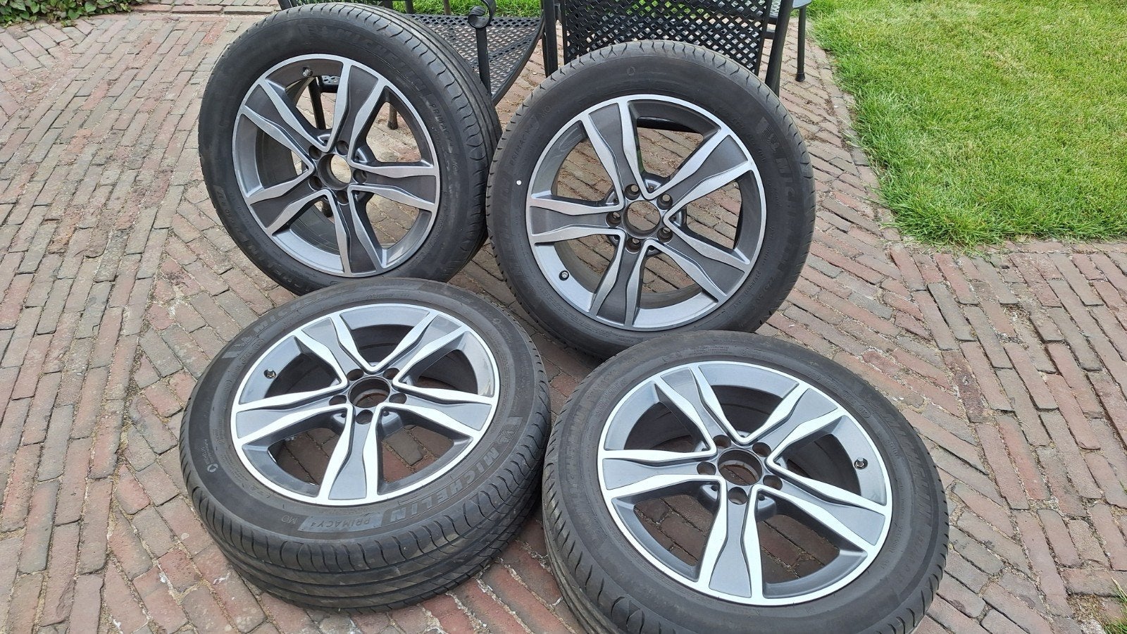 Originele merceded wielen met michelin banden 6 mm profiel, Ophalen, 17 inch, Zomerbanden, 225 mm