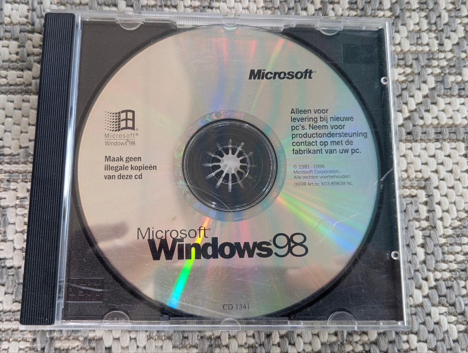Microsoft Windows 98 CD-ROM - Krasvrij en Schoon, Computers en Software, Besturingssoftware, Windows, Verzenden