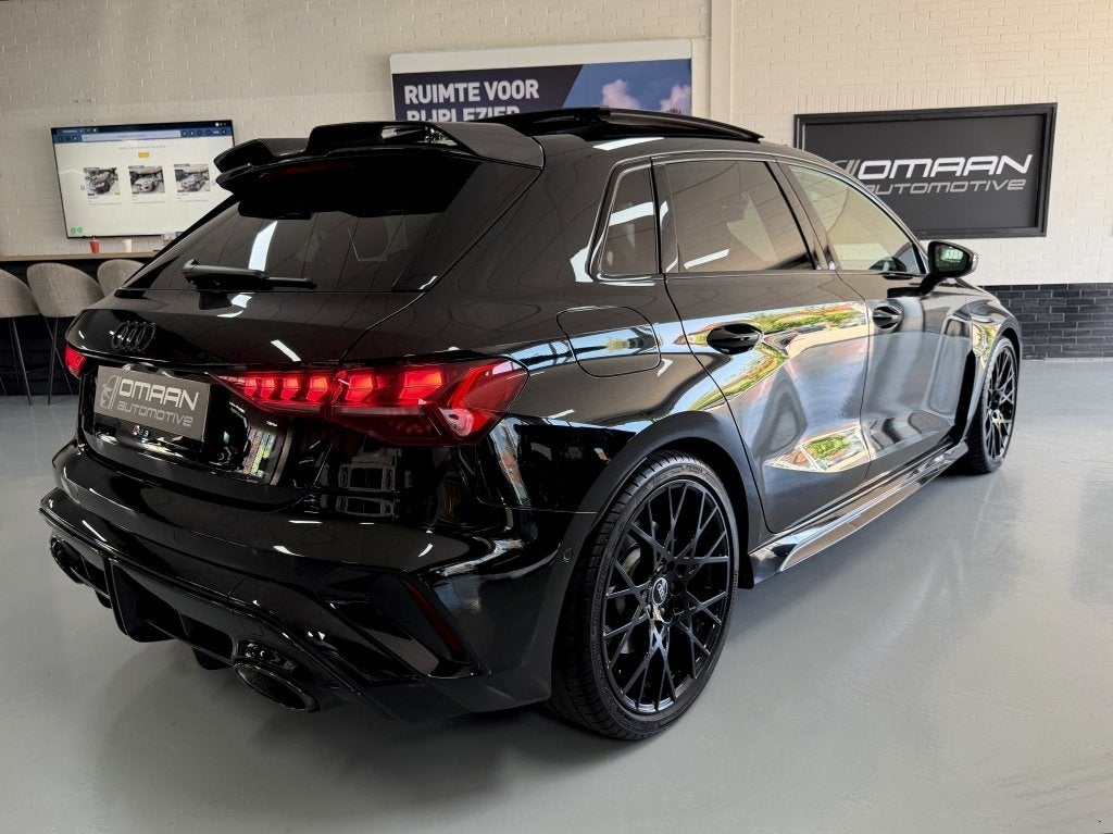 Audi RS3 Sportback 2.5 TFSI Quattro HULK ED. CARBON PANO, Auto's, Audi, Automaat, 12 maanden, Gebruikt, RS3