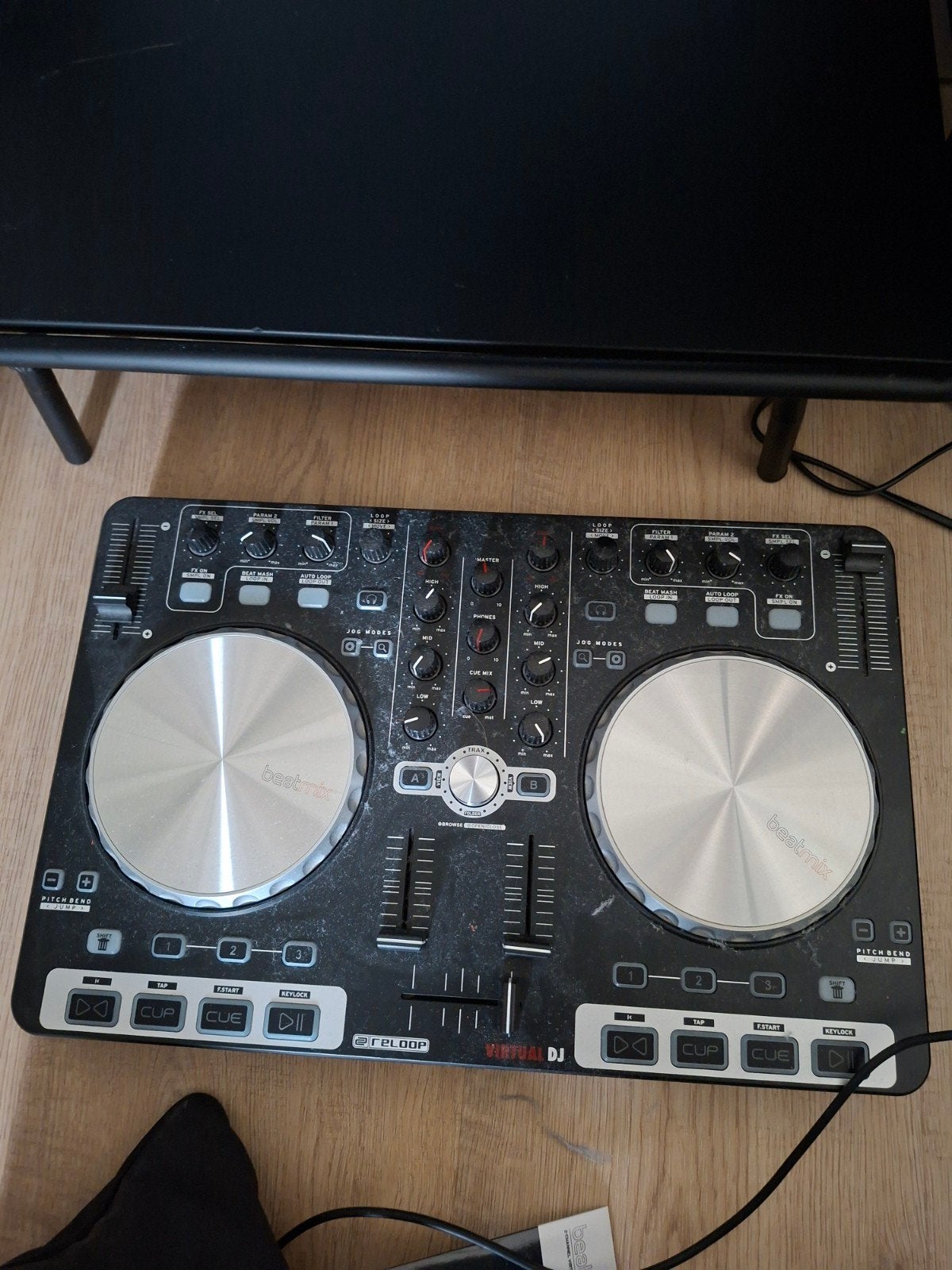 Reloop Beatmix DJ-set - Zo goed als nieuw, Ophalen of Verzenden