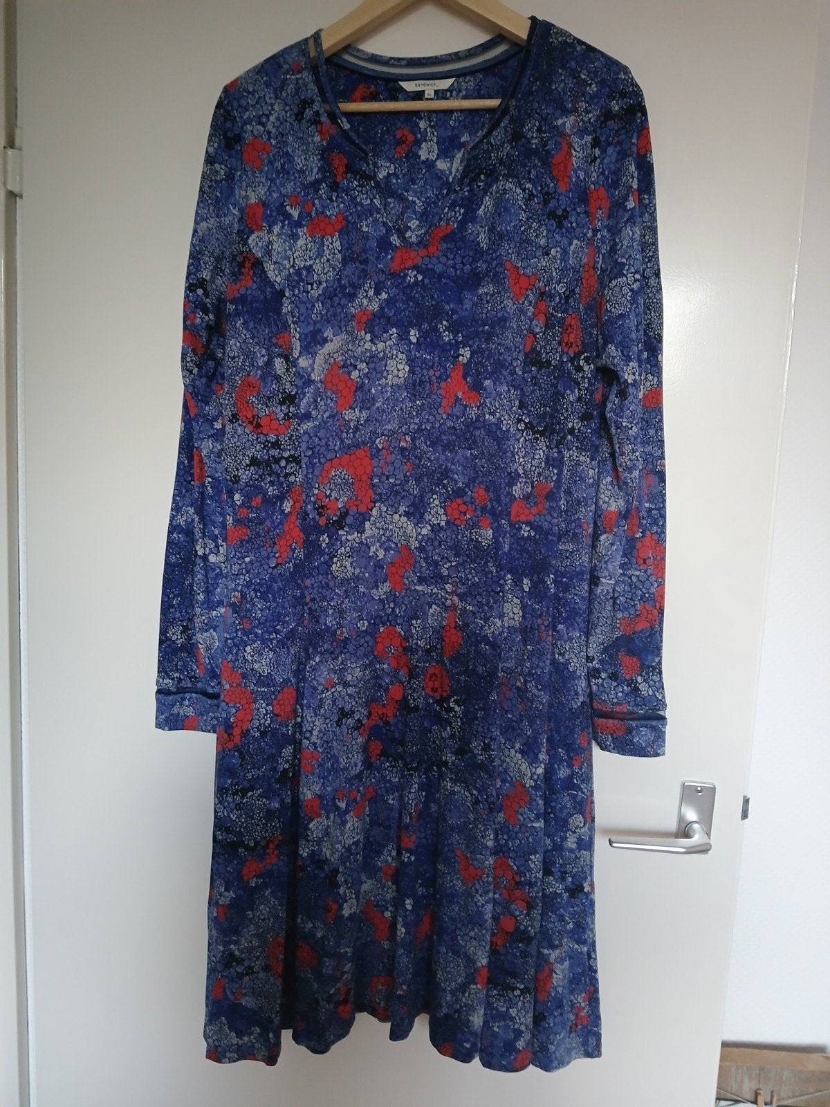 Prachtige Sandwich jurk, maat 42, één keer gedragen, Kleding | Dames, Blauw, Maat 46/48 (XL) of groter, Ophalen of Verzenden, Zo goed als nieuw