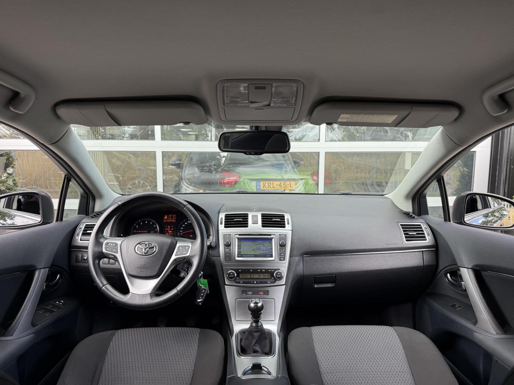 Toyota Avensis Wagon 1.8 VVTi Facelift |2e eig|Camera|Navi|B, Auto's, Avensis, Zwart, Handgeschakeld, Grijs