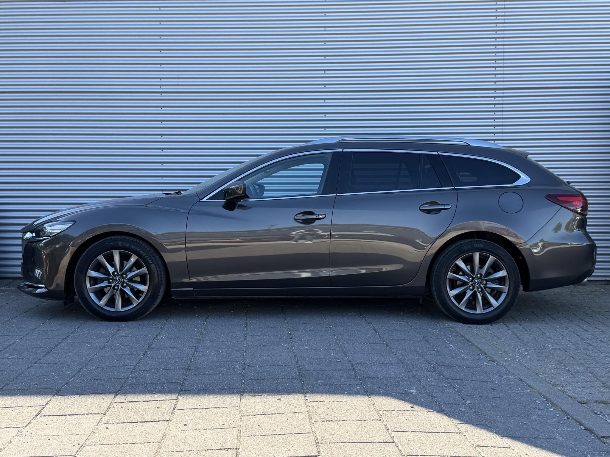 Mazda 6 Sportbreak 2.0 SkyActiv-G 165 Business Comfort | 360, Auto's, 1998 cc, Gebruikt, 4 cilinders, Bruin