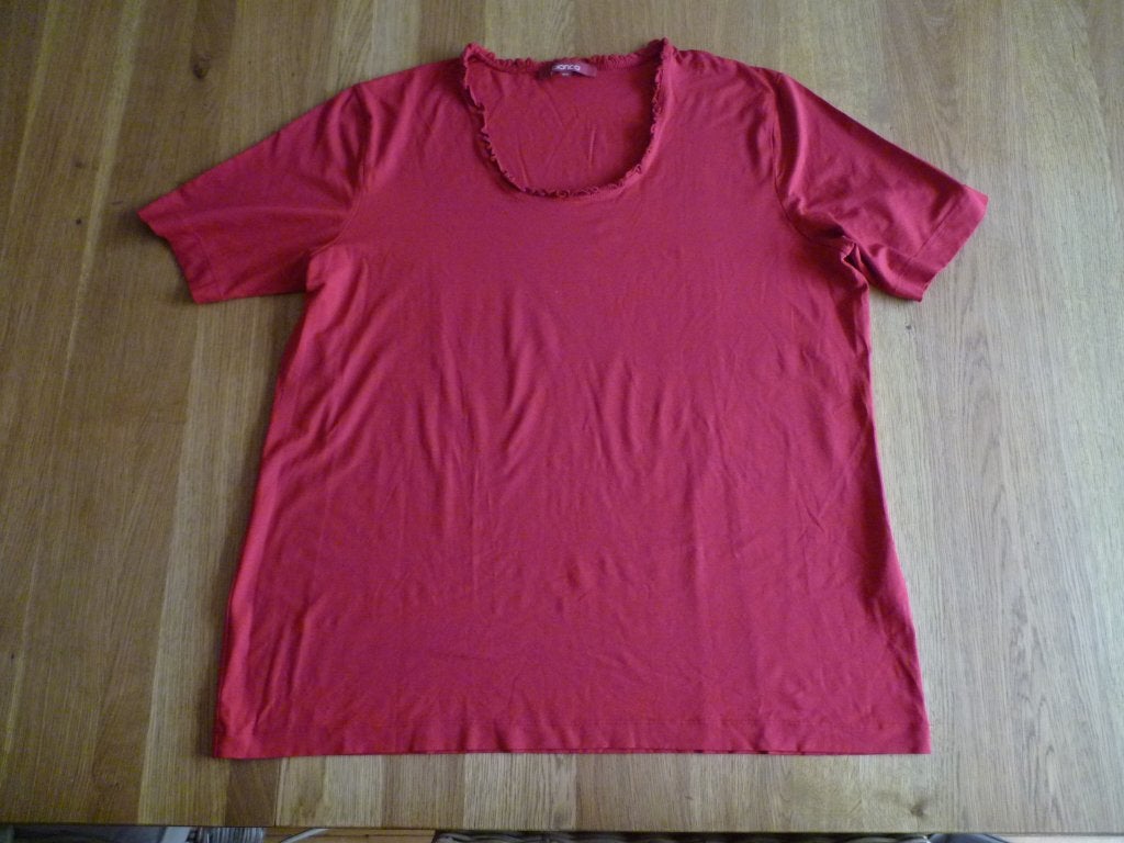 Bianca rood shirt maat 46, Bianca, Maat 46/48 (XL) of groter, Ophalen of Verzenden, Zo goed als nieuw