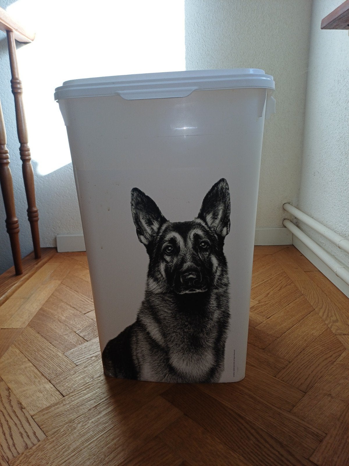 voorraadton voor hondenvoer. 39x38x53 cm, Ophalen, Hond