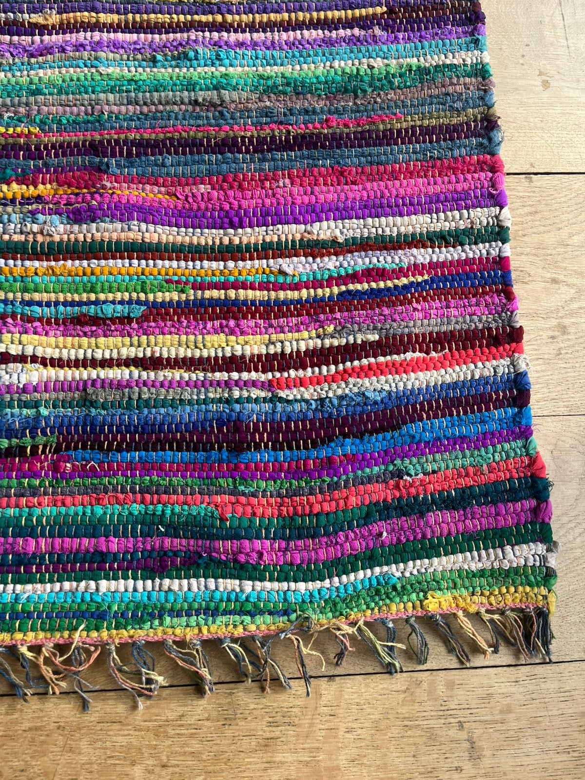 Handgemaakt vloerkleed 165 x 240 india, Ophalen, Zo goed als nieuw, 165 cm, Meerkleurig