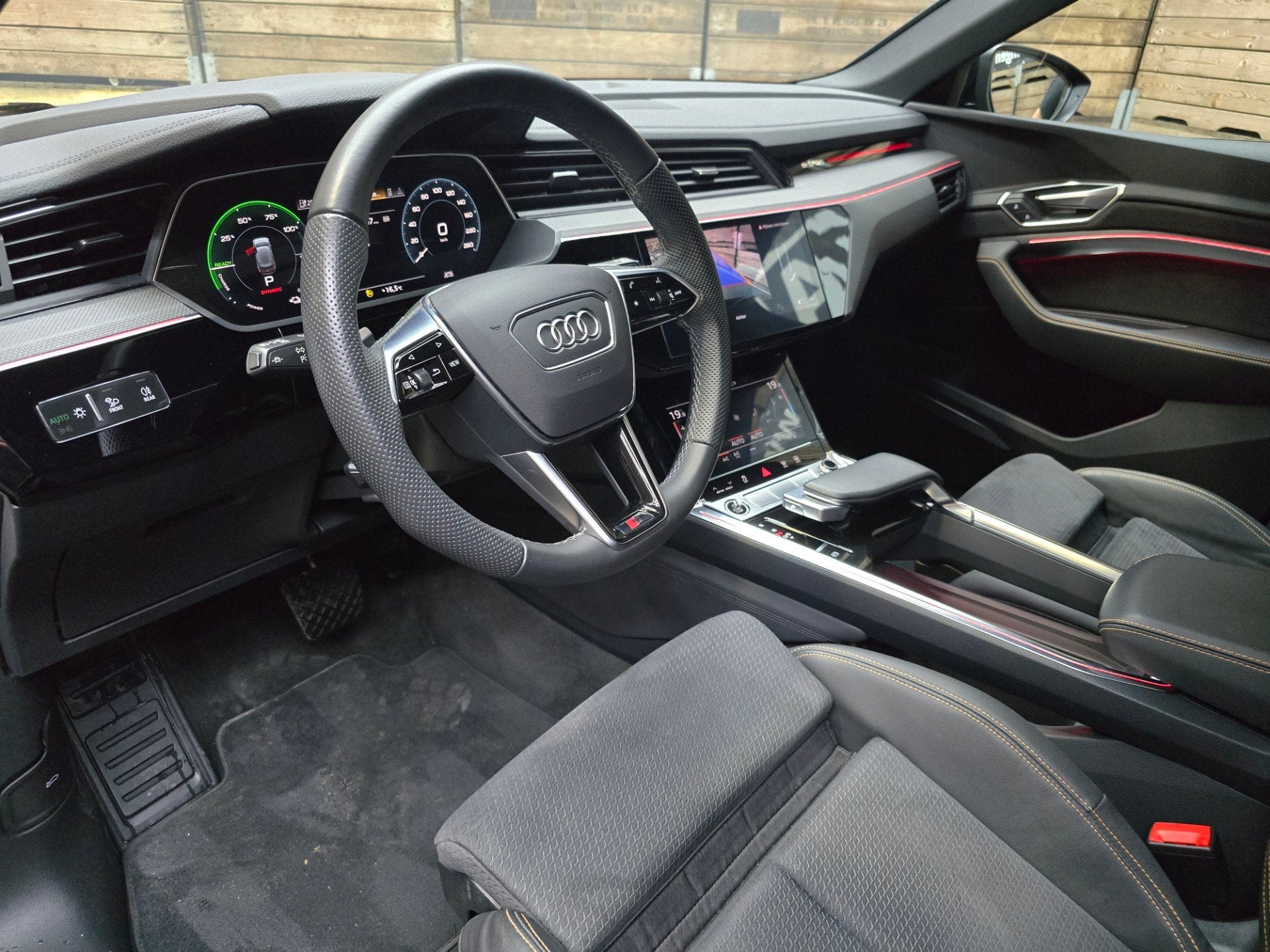 Audi e-tron