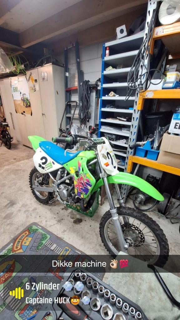 Kawasaki kx80, Fietsen en Brommers, Brommers | Crossbrommers, 6 versnellingen, Gebruikt, 82 cc, Ophalen