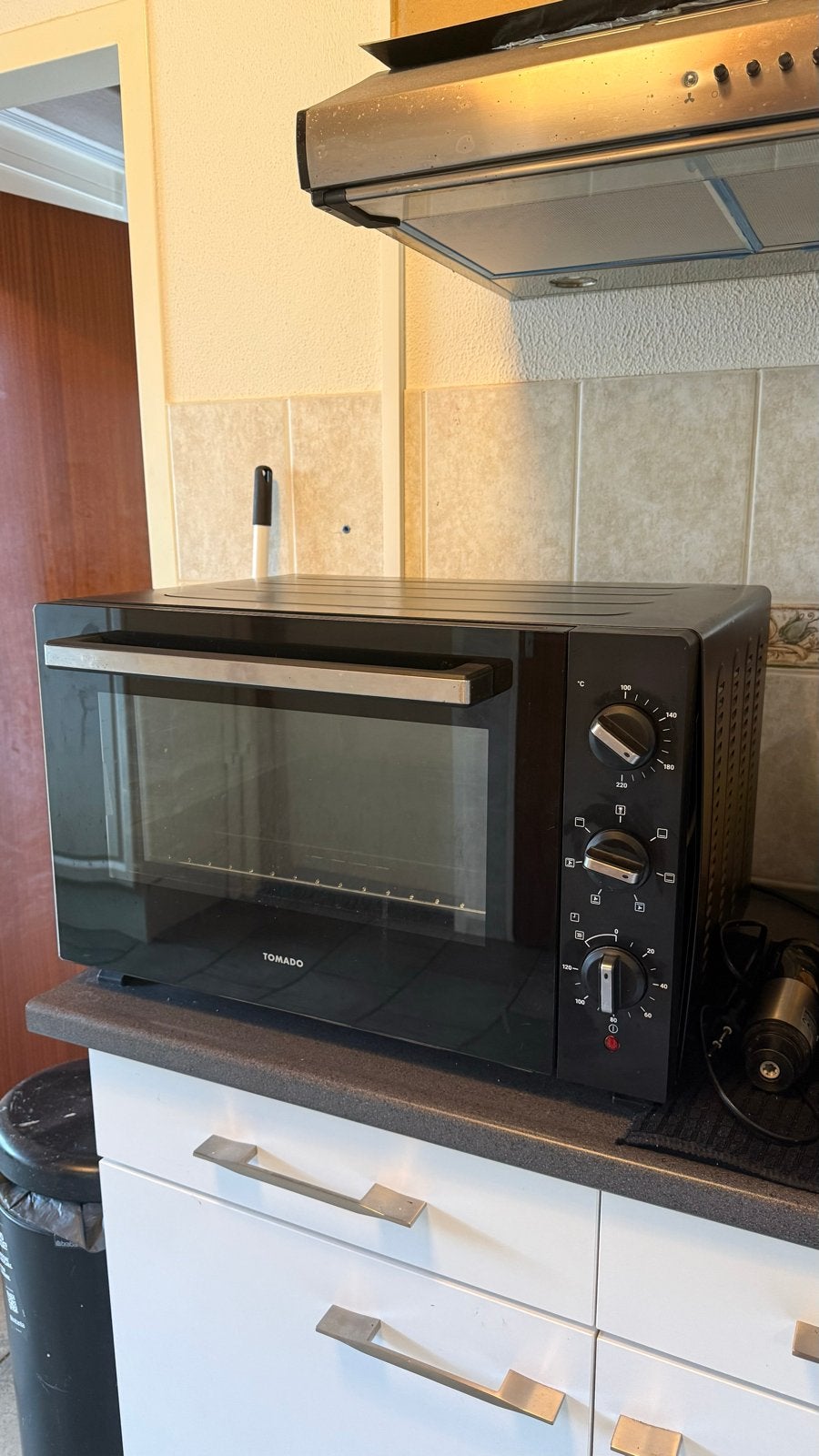 Tomado grote mini oven - Compact en veelzijdig, Witgoed en Apparatuur, Ovens, Ophalen, Minder dan 45 cm, Hete lucht, Mini-oven