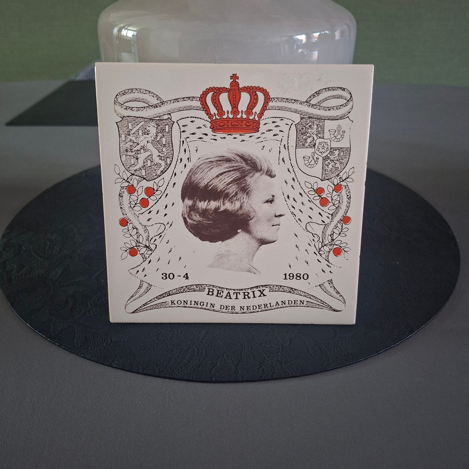 Tegeltje Koningin Beatrix 30-4-1980, Ophalen