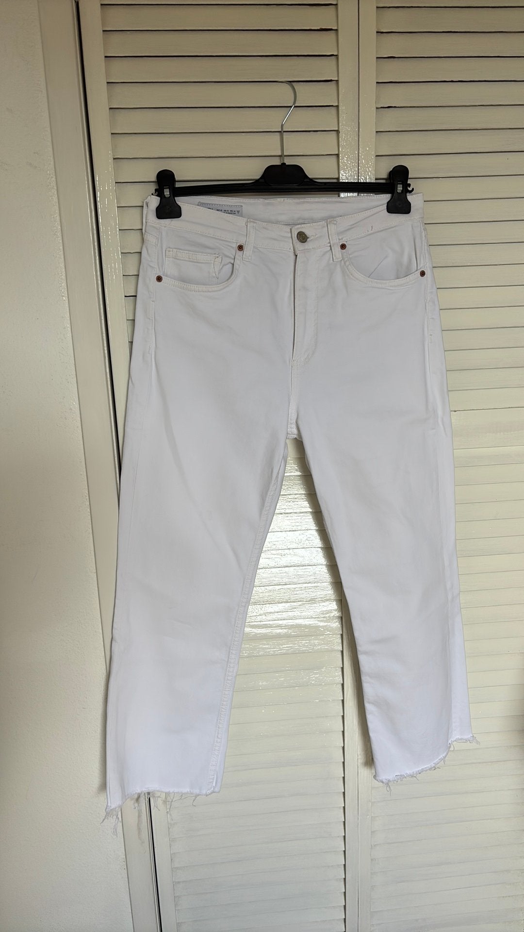 Zara jeans wit maat 42, Ophalen of Verzenden, Zo goed als nieuw, Wit, W33 - W36 (confectie 42/44)
