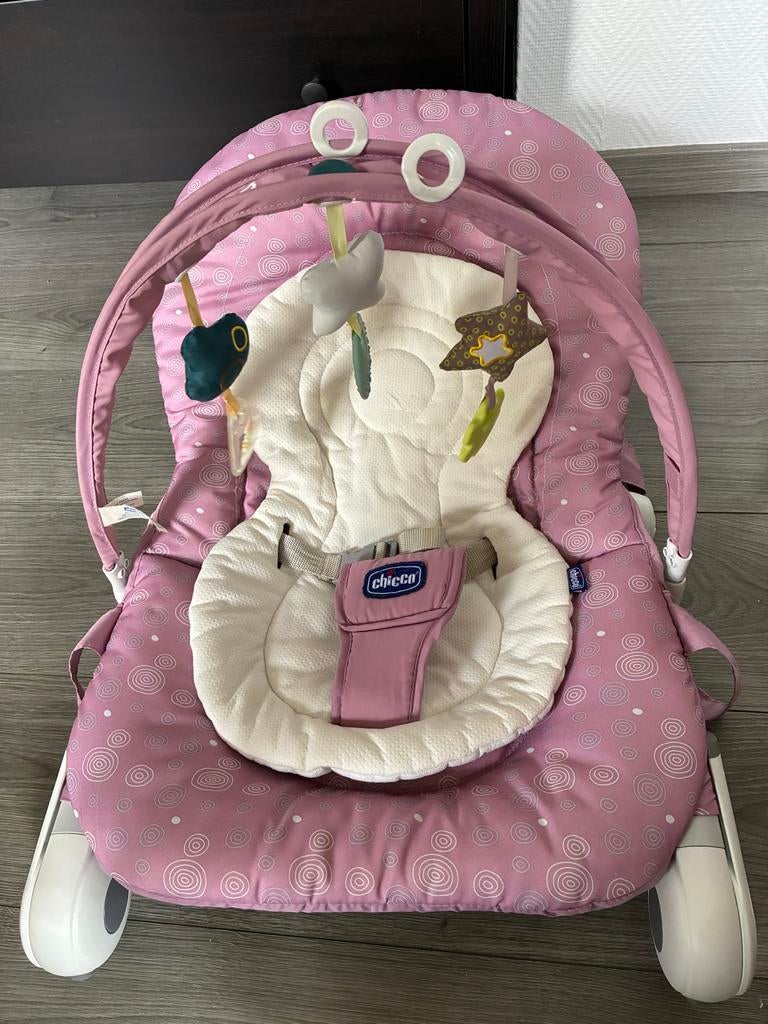 Chicco Wipstoel Roze met Speelboog - Zo goed als nieuw, Ophalen, Wipstoel, Chicco, Met gordel(s) of riempje(s)