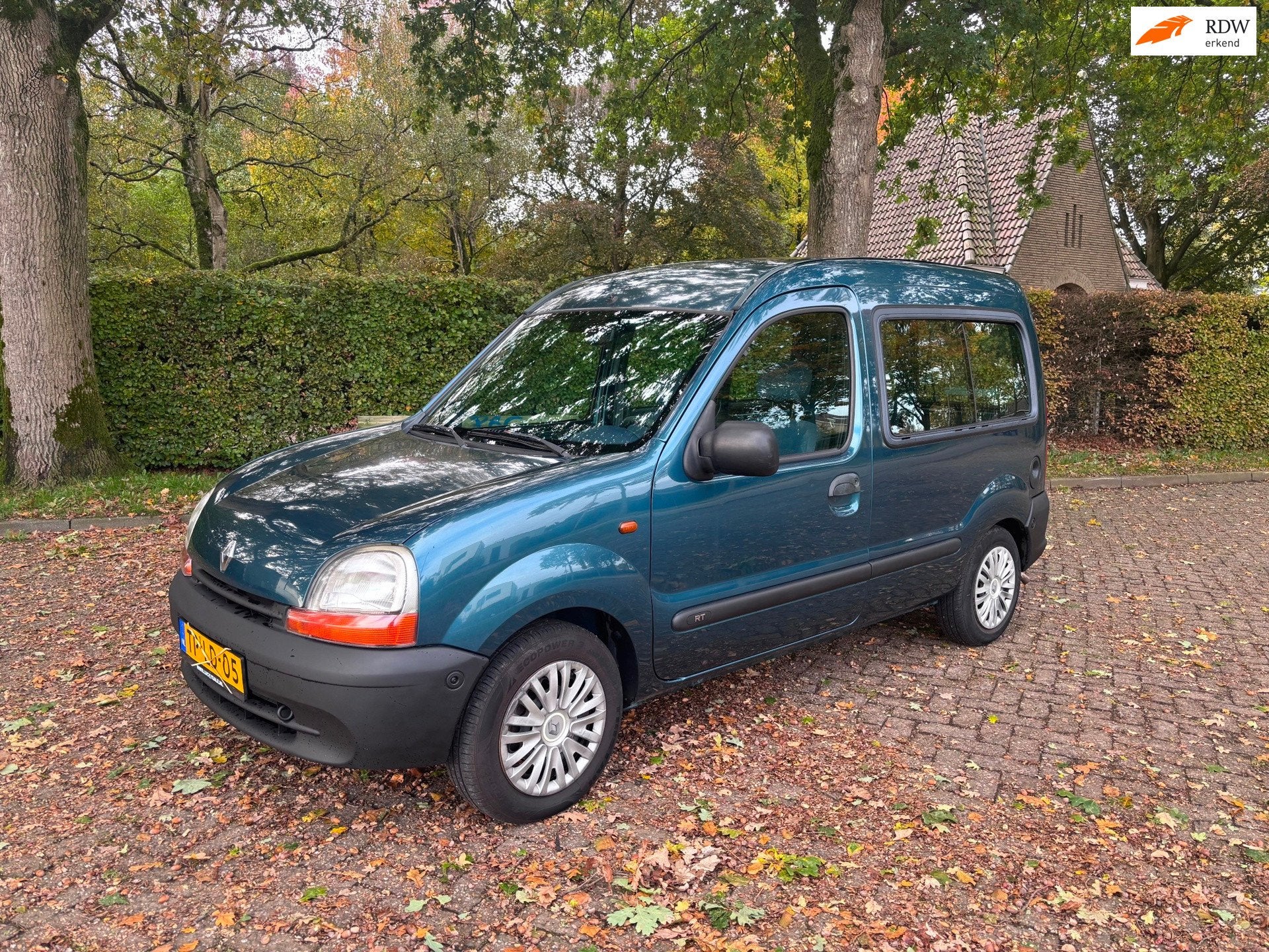 Renault Kangoo 1.2 RT invalide vervoer, Auto's, Stof, Zwart, Bedrijf, Handgeschakeld