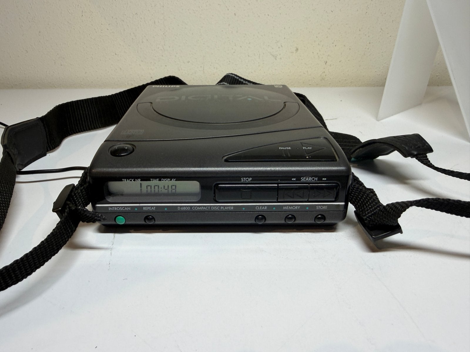 Philips Draagbare CD-speler (D6800) - Vintage Audio, Ophalen of Verzenden, Gebruikt, Philips, Draagbaar