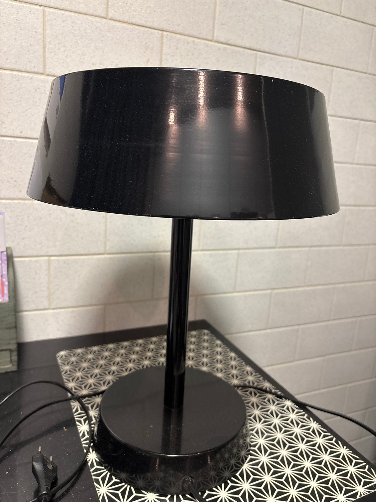 Vintage metalen tafellamp - Zwart, Antiek en Kunst, Ophalen