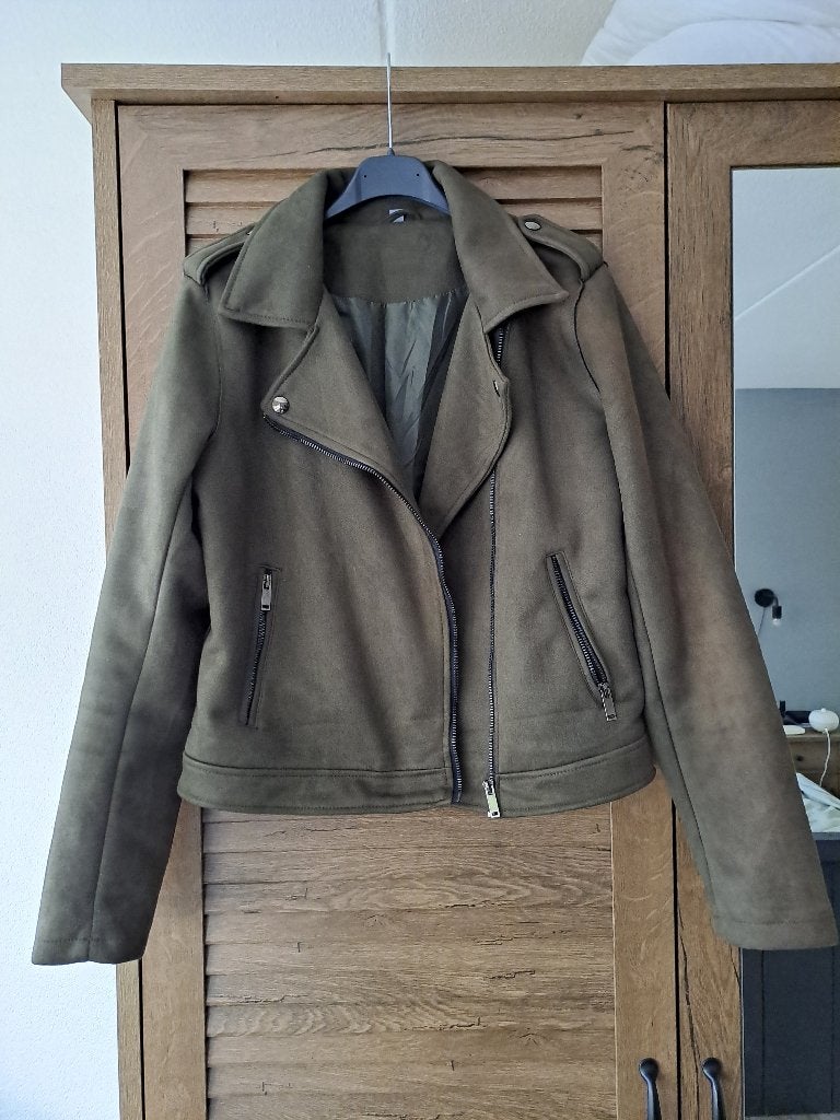 Suede jasje maat 40 L khaki groen, Maat 38/40 (M), Zeeman, Ophalen of Verzenden, Zo goed als nieuw