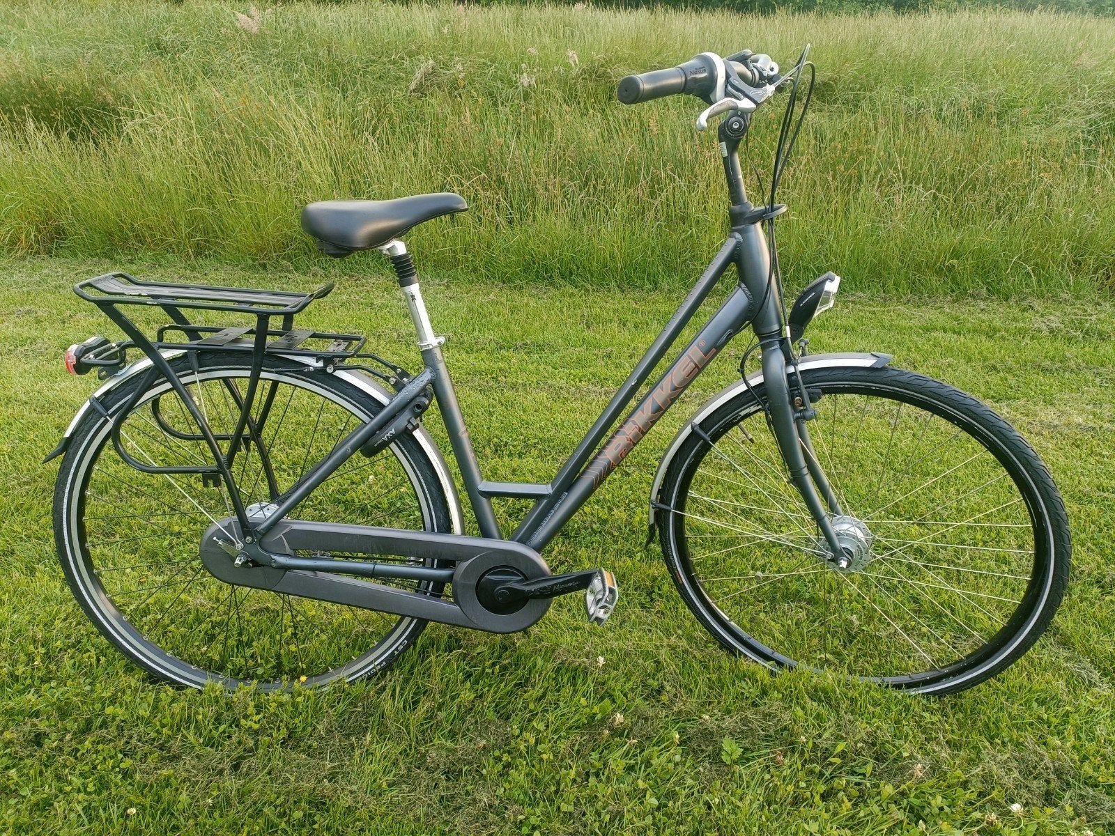 Bikkel 28 inch fiets met 7 versnellingen, Fietsen en Brommers, Ophalen, 53 tot 56 cm, Velgrem, Versnellingen