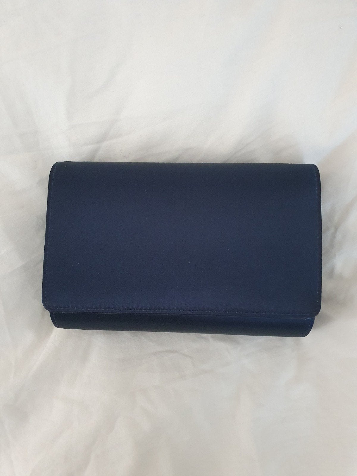 Donkerblauw clutch/avondtasje met zilveren ketting, Ophalen of Verzenden, Zo goed als nieuw, Blauw, Avondtasje