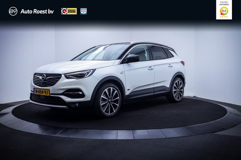 Opel Grandland X 1.6T 300Pk Hybrid4 Innovation FULL LED | AC, 77 km/l, 4 cilinders, Leder en Stof, Wit
