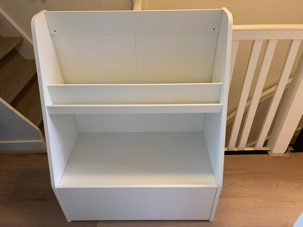 Witte Boekenkast met Lade - Ideaal voor Kinderkamer, Ophalen, Zo goed als nieuw, Jongetje of Meisje