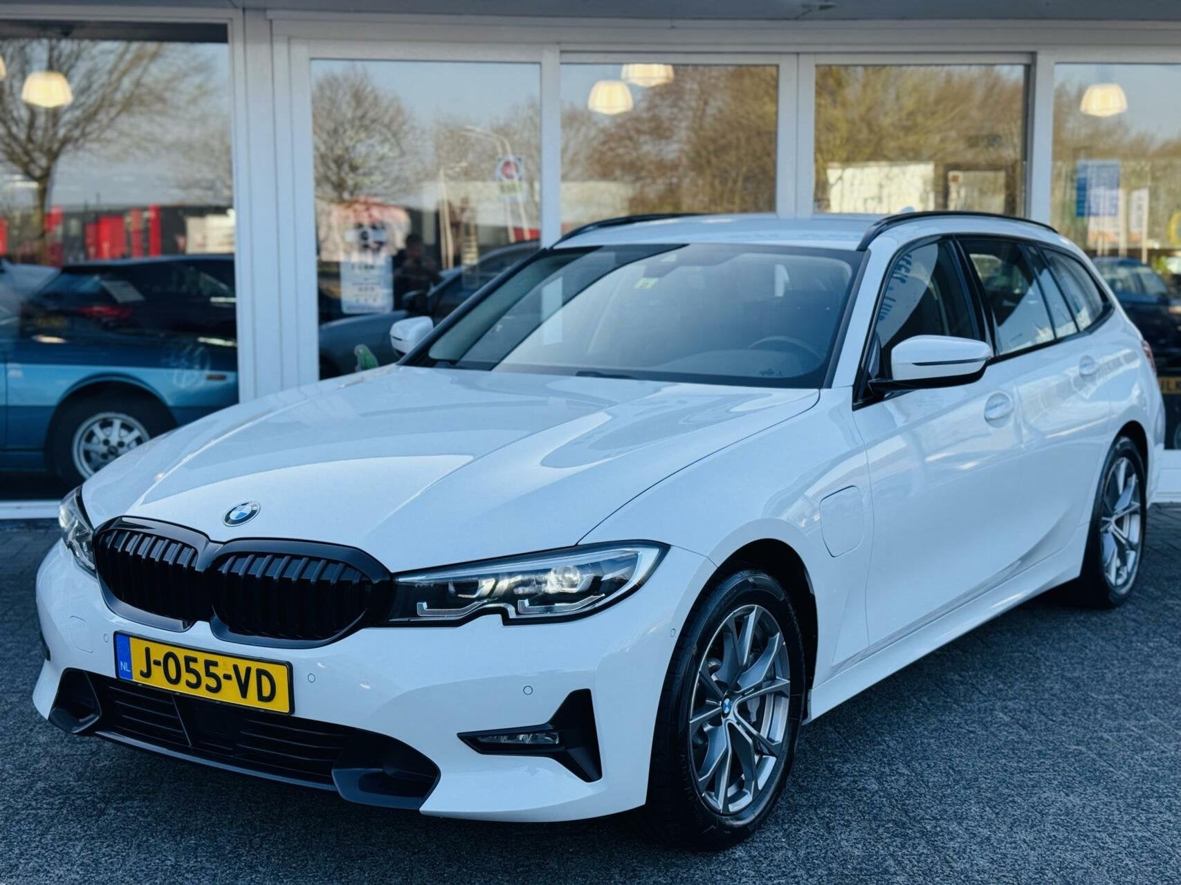 BMW 3-serie Touring 330e High Executive, M-Pakket,Leder,Spor, Auto's, Achterwielaandrijving, Gebruikt, 4 cilinders, Automatische klimaatregeling
